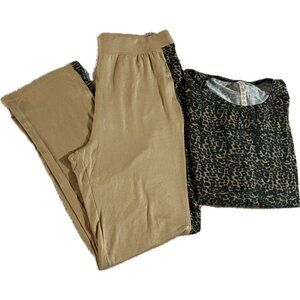 Women's Retreat Rhonda Spear Leopard Print Top & Beige Lounge Pants Set Size L
